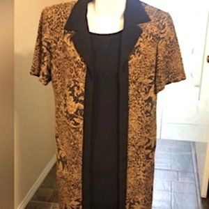 Studio 1• Womens Size 8 Petite •2 Pc SUIT Short Sleeve Jacket & Dress Black Gold